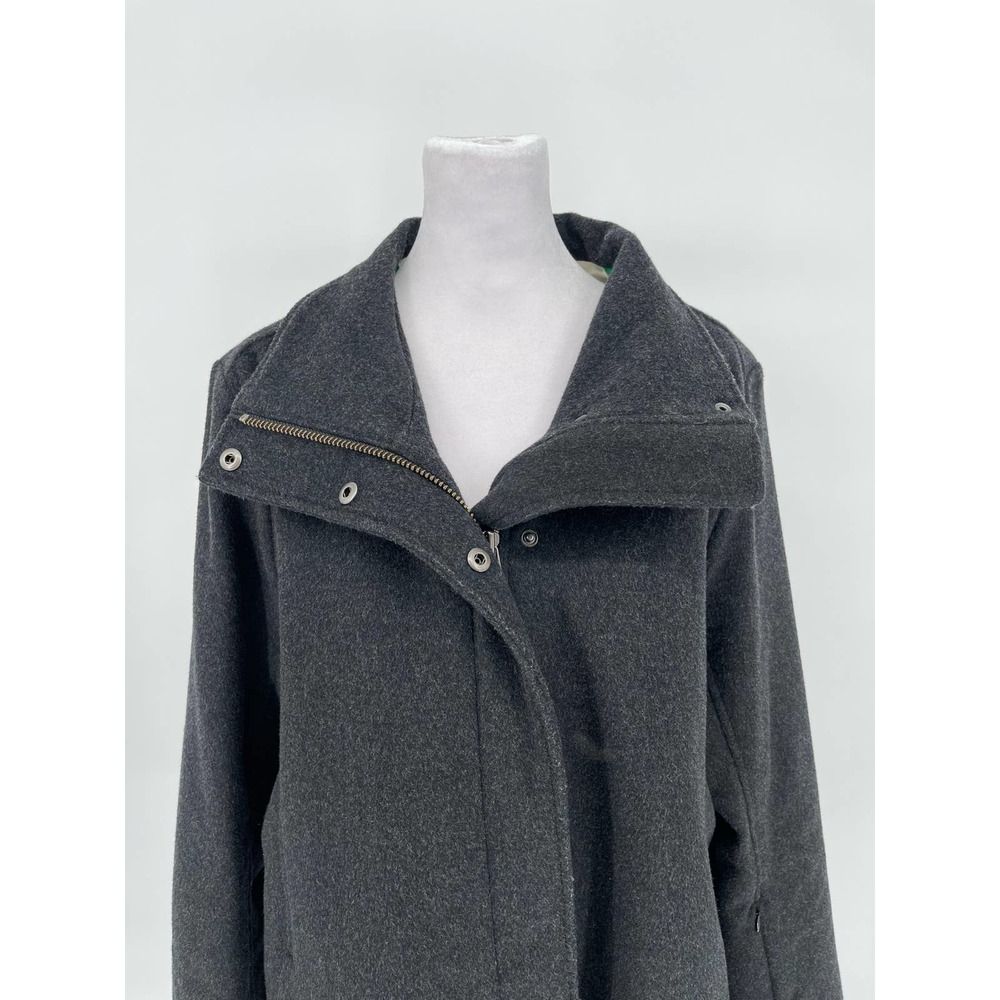 Pendleton Black Coat With Multicolor Lining - image 4